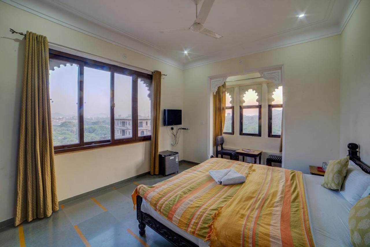 Sai Palace Hotel Udaipur Exterior photo